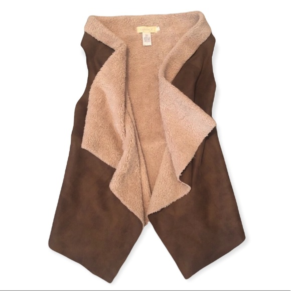 Faux Fur and Faux Leather Winter Vest - Picture 1 of 7